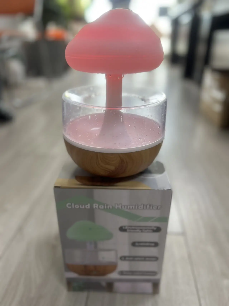 Mushroom rain diffuser with LED 7 colour light - water or add essential oils